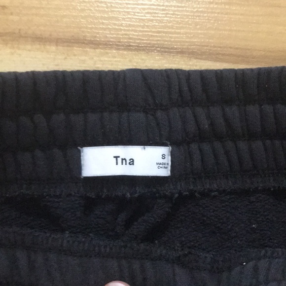 Aritzia TNA striped straight leg sweatpants - Picture 3 of 3